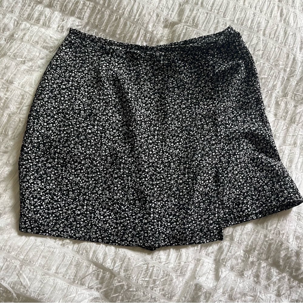 Reitmans Floral Skort